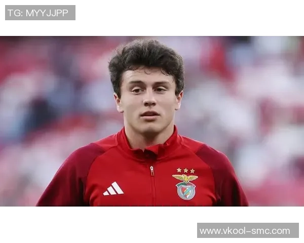 若昂内维斯：从新星崛起到足球舞台的闪耀之星